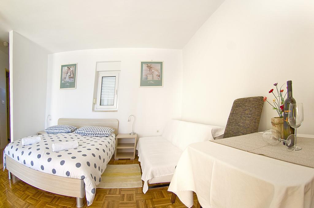 Apartments Tomato 1 Novigrad  Exterior photo